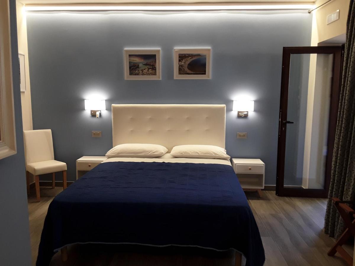Al Castello B&B Мілаццо Екстер'єр фото