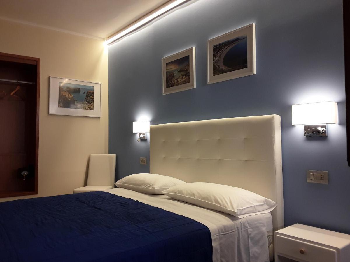 Al Castello B&B Мілаццо Екстер'єр фото