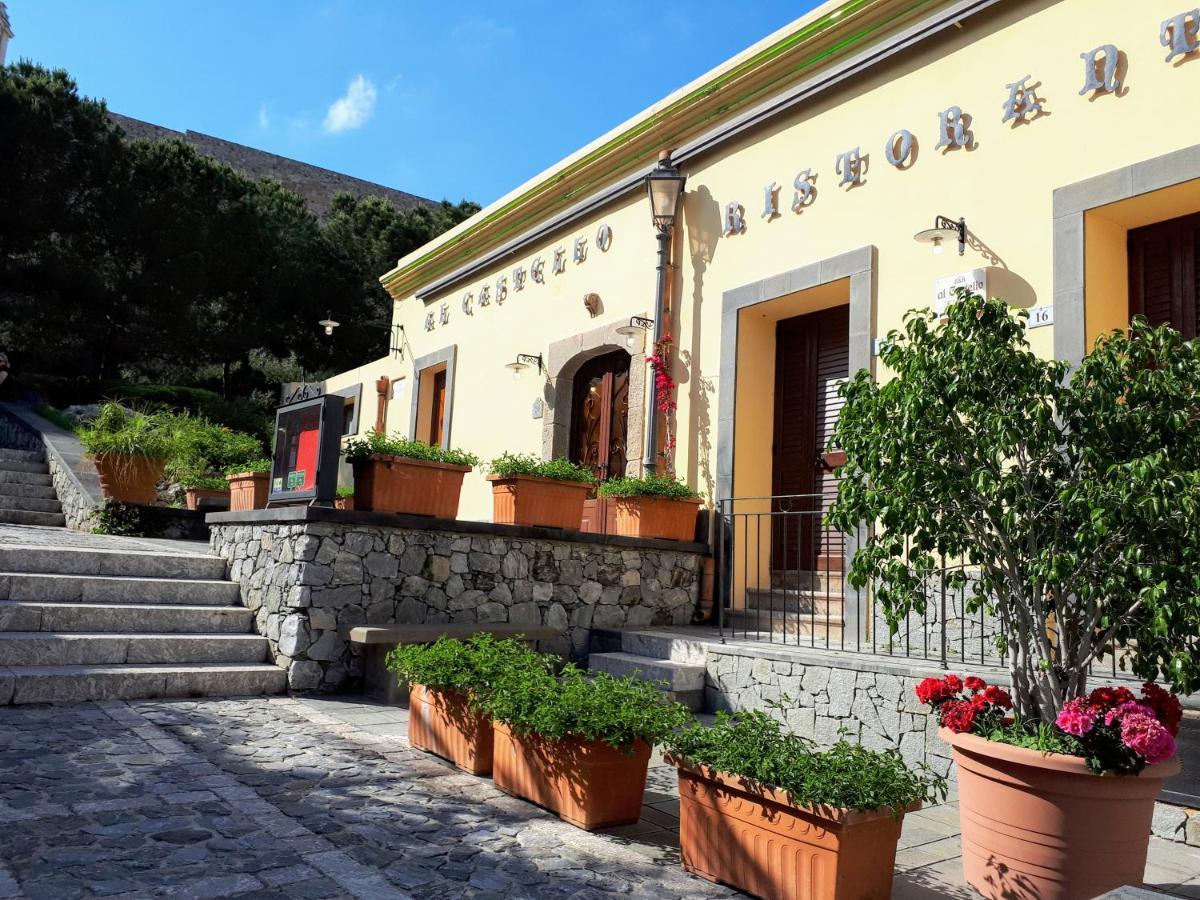 Al Castello B&B Мілаццо Екстер'єр фото